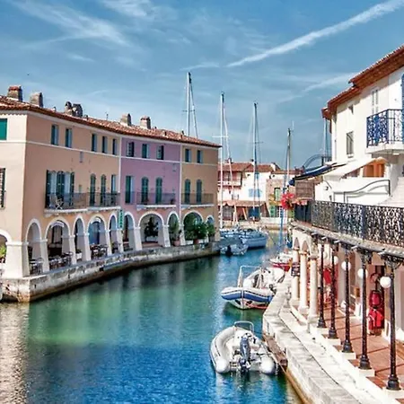 St. Tropez Superbe T4. Centre Ville, A 100m!